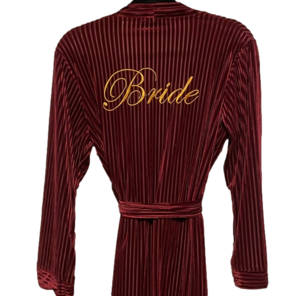 Boutique Velvet Robe Burgundy Embroidered Women Medium Bride Bachelorette Gift - Picture 5 of 8